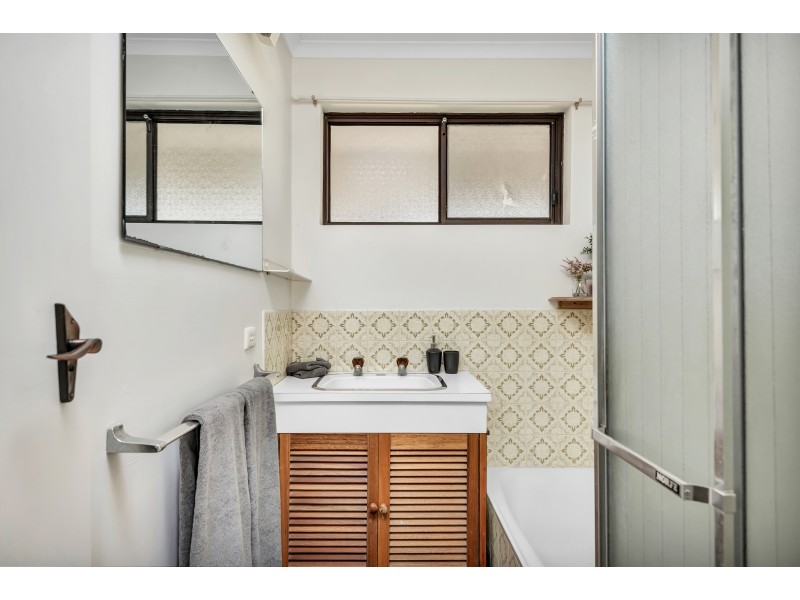 18 Purelli Avenue, Fairview Park SA 5126