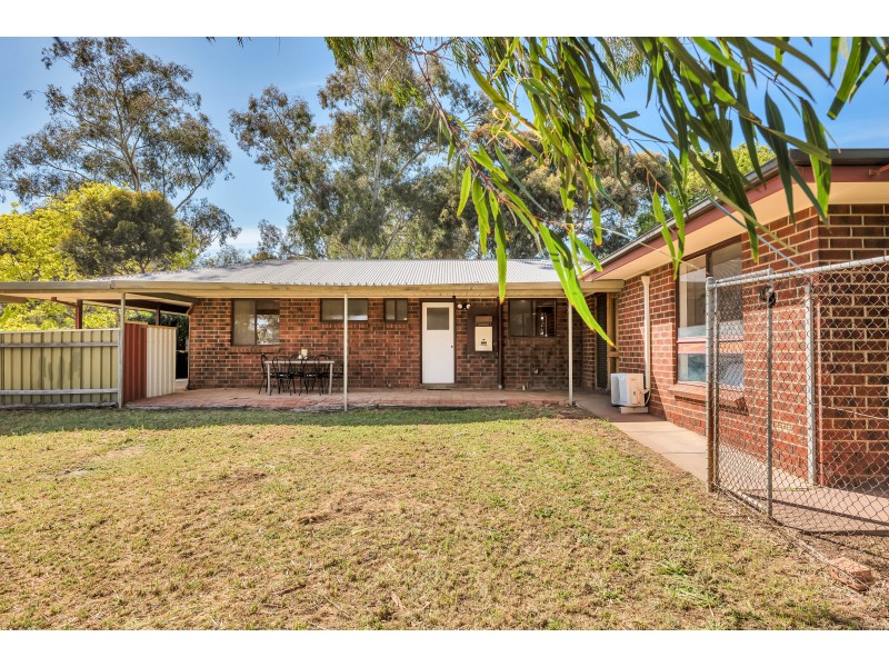 18 Purelli Avenue, Fairview Park SA 5126