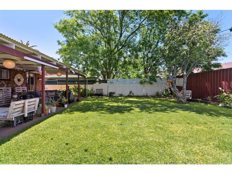 18 Barbara Avenue, Morphett Vale SA 5162