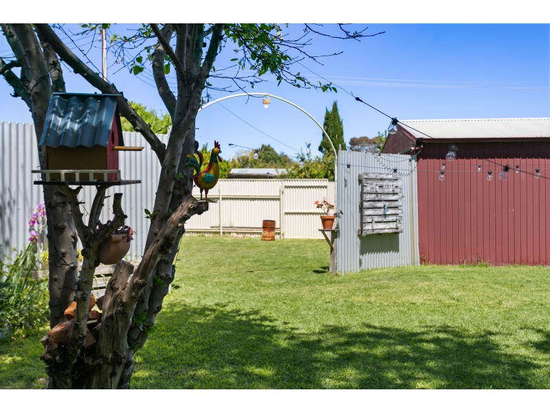 18 Barbara Avenue, Morphett Vale SA 5162