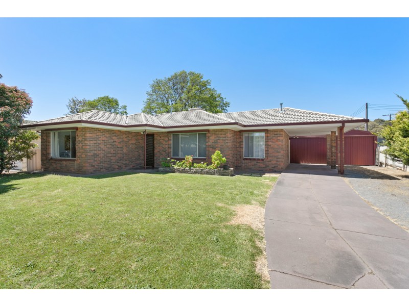 18 Barbara Avenue, Morphett Vale SA 5162