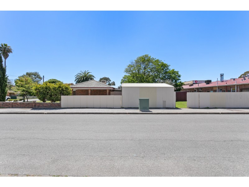 18 Barbara Avenue, Morphett Vale SA 5162