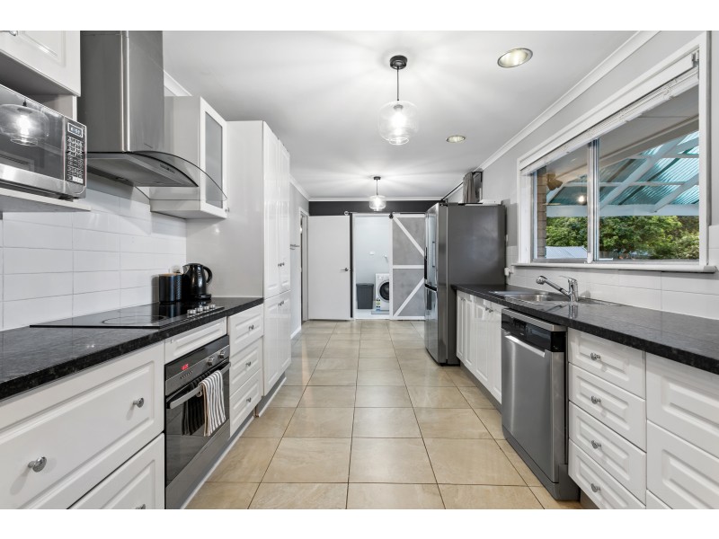 5 Seppings Court, Flagstaff Hill SA 5159