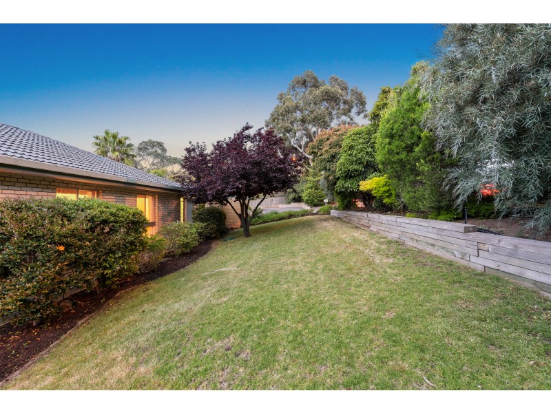 111 Black Road, Flagstaff Hill SA 5159