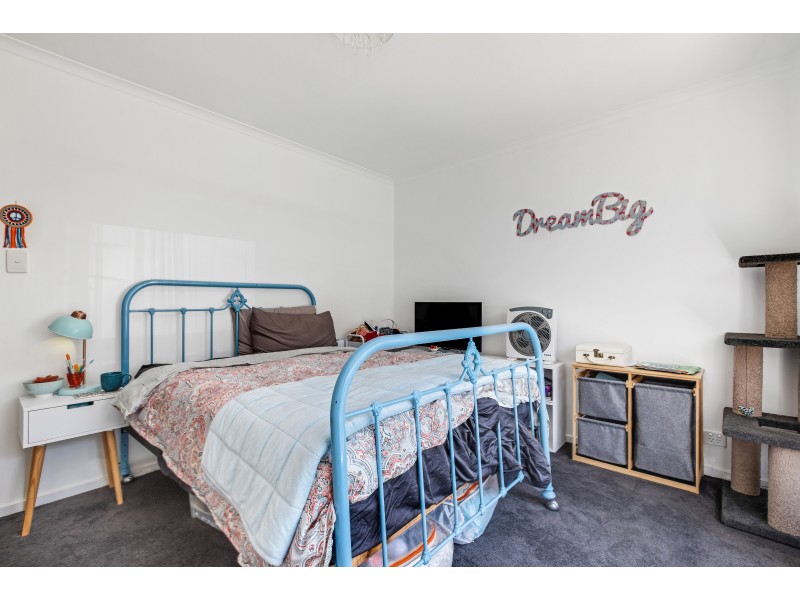 1 Byron Court, Huntfield Heights SA 5163