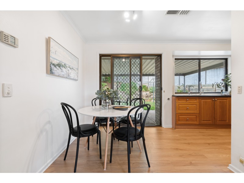 5 Bovard Court, Trott Park SA 5158