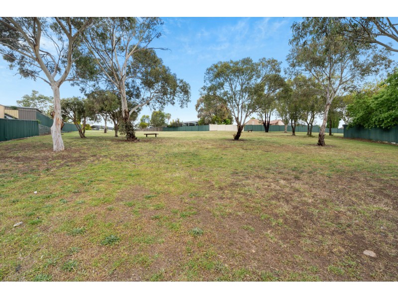 5 Bovard Court, Trott Park SA 5158