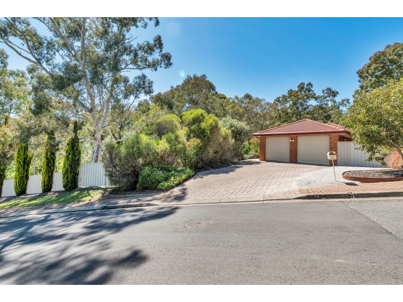 36 The Parkway, Aberfoyle Park SA 5159