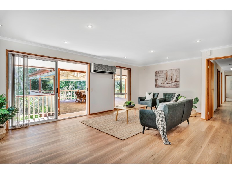 36 The Parkway, Aberfoyle Park SA 5159