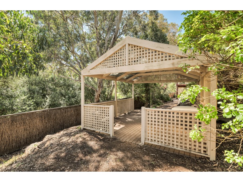 36 The Parkway, Aberfoyle Park SA 5159