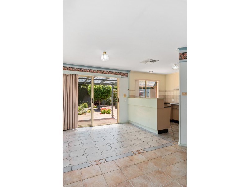 6 Nassau Court, Seaford Rise SA 5169