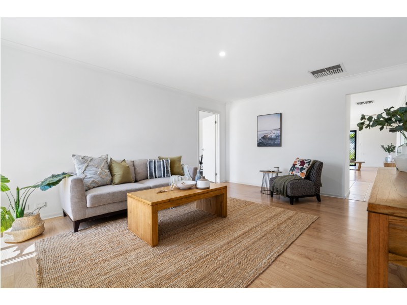 6 Bayside Avenue, Aldinga Beach SA 5173