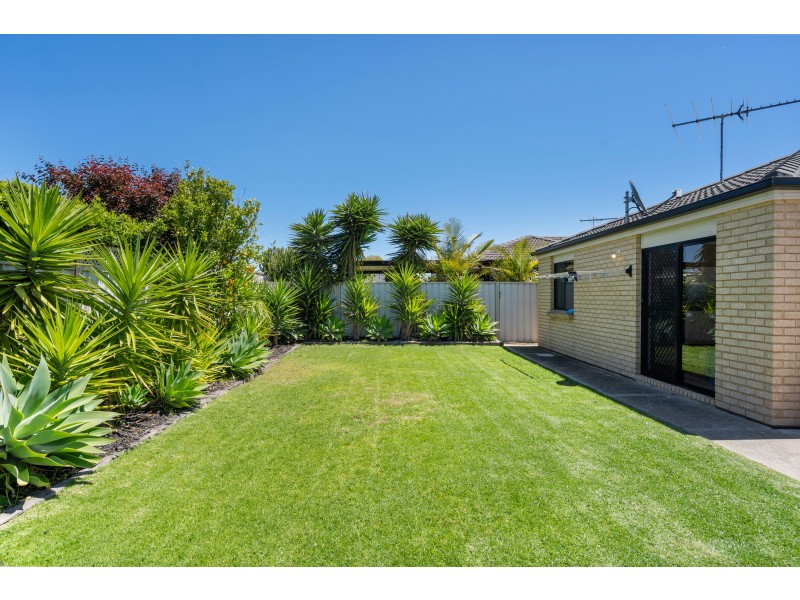 6 Bayside Avenue, Aldinga Beach SA 5173