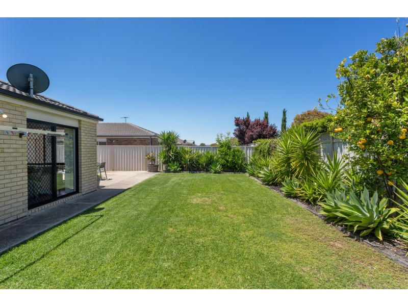 6 Bayside Avenue, Aldinga Beach SA 5173