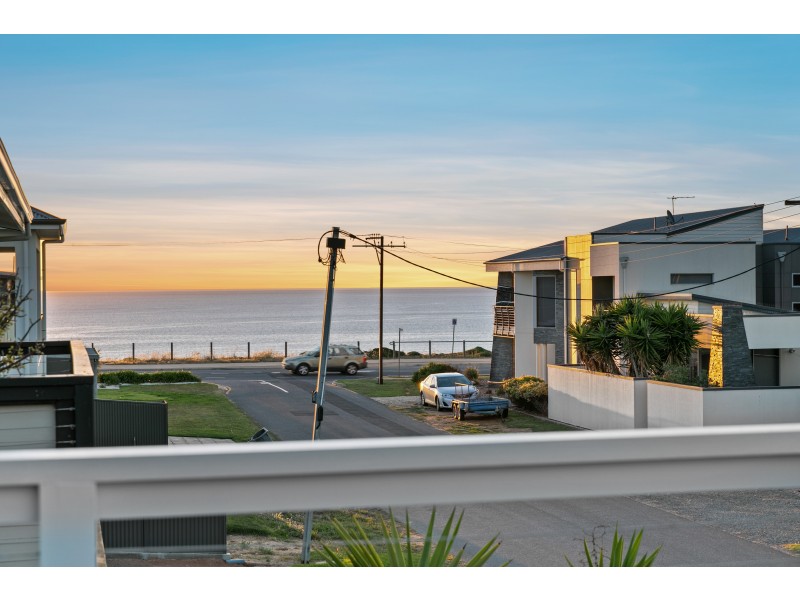 8 Ocean Street, Aldinga Beach SA 5173