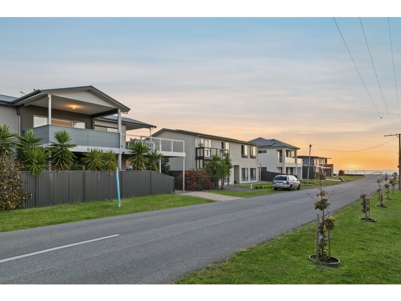 8 Ocean Street, Aldinga Beach SA 5173