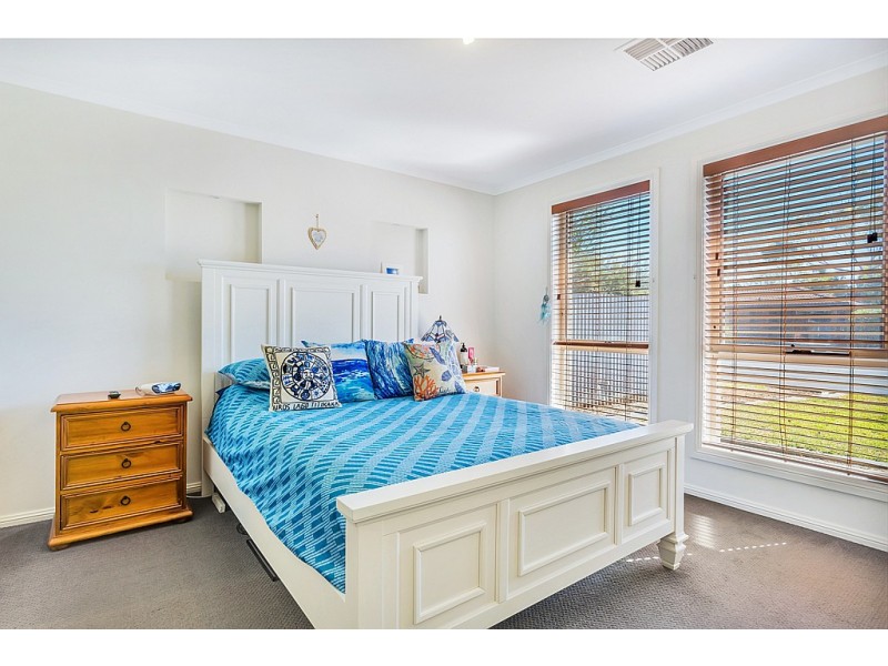 46 Irving Road, Aldinga Beach SA 5173