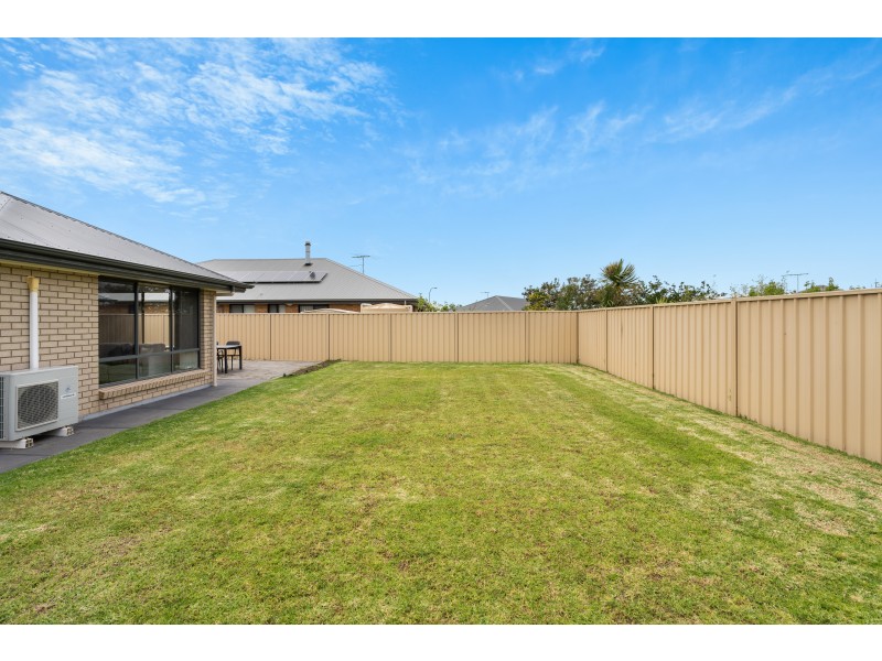 54 Basin Street, Aldinga Beach SA 5173