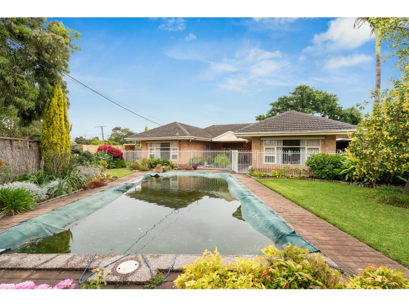 21 Huntington Avenue, Fulham SA 5024