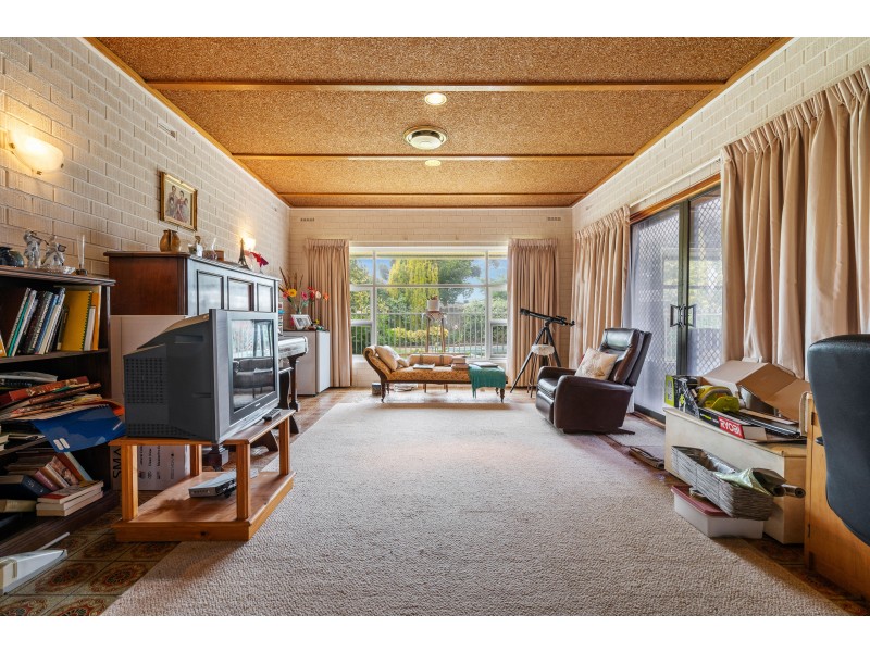 21 Huntington Avenue, Fulham SA 5024