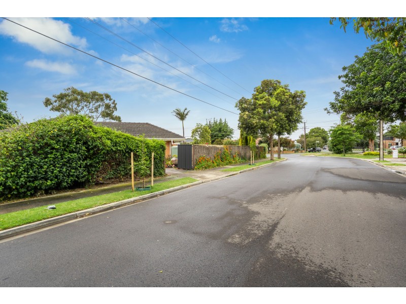 21 Huntington Avenue, Fulham SA 5024