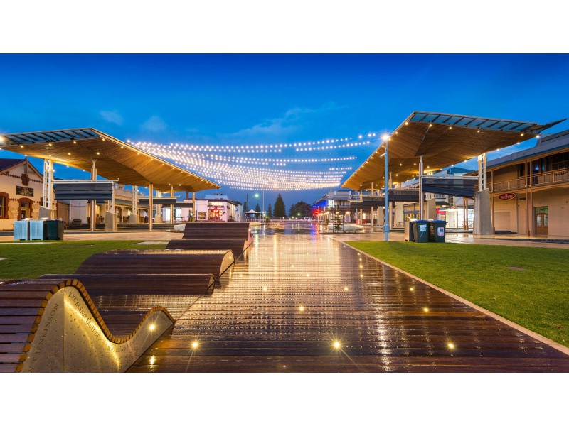 21 Huntington Avenue, Fulham SA 5024