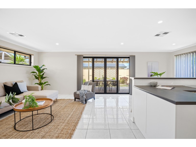 30 Whistlers Avenue, Aldinga Beach SA 5173