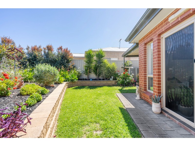 10 Shinnick Street, Dover Gardens SA 5048