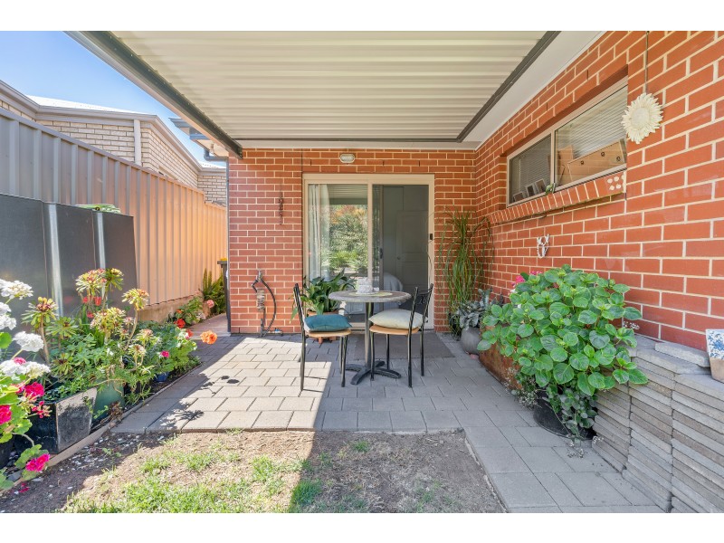 10 Shinnick Street, Dover Gardens SA 5048