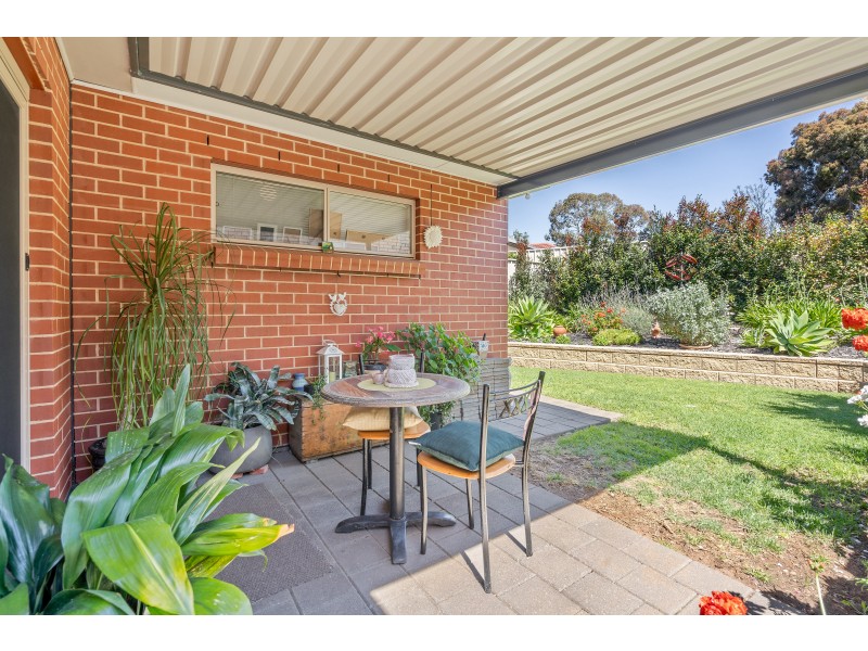 10 Shinnick Street, Dover Gardens SA 5048