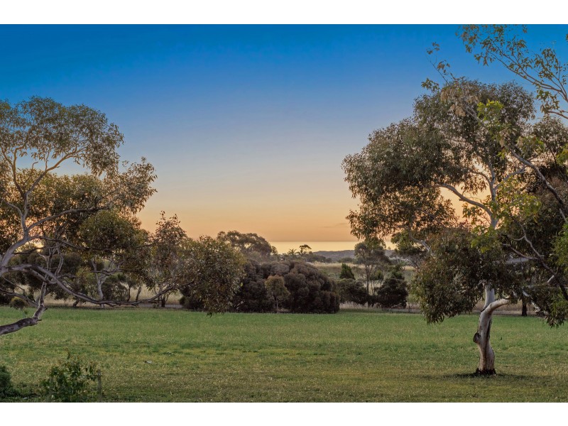 22 Brentwood Drive, Huntfield Heights SA 5163