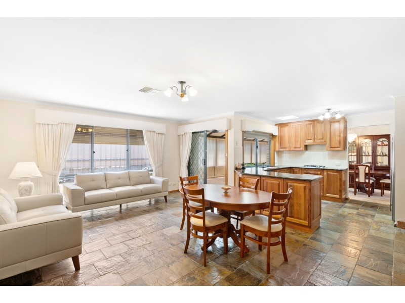 16 Gabriella Victoria Avenue, Woodcroft SA 5162