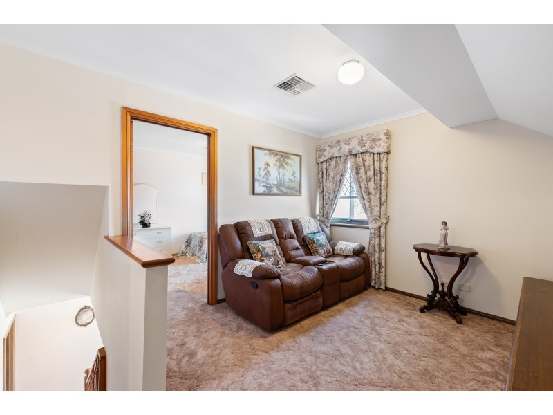 16 Gabriella Victoria Avenue, Woodcroft SA 5162