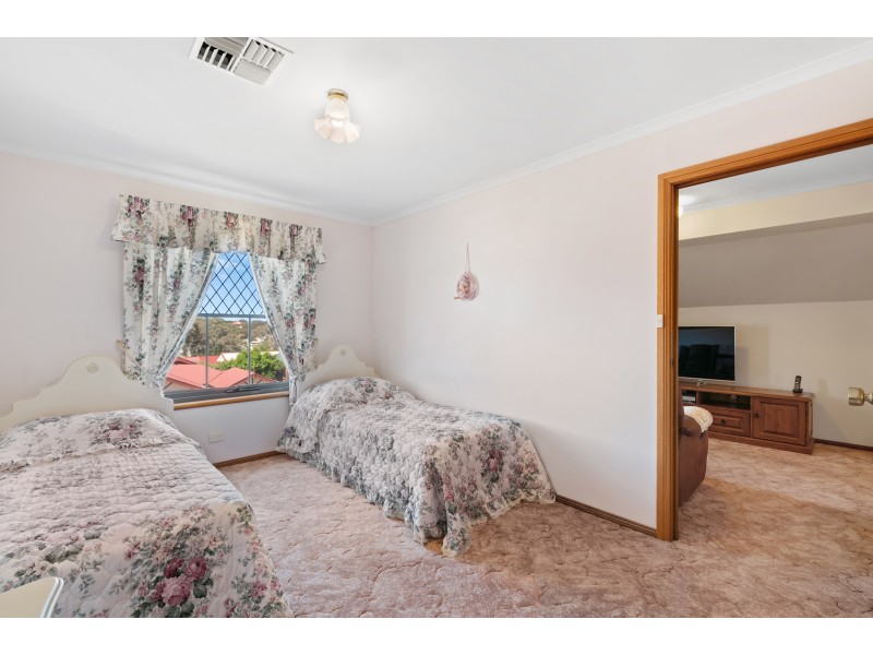 16 Gabriella Victoria Avenue, Woodcroft SA 5162