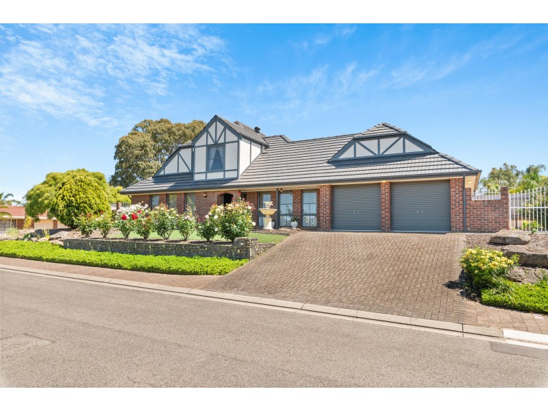 16 Gabriella Victoria Avenue, Woodcroft SA 5162