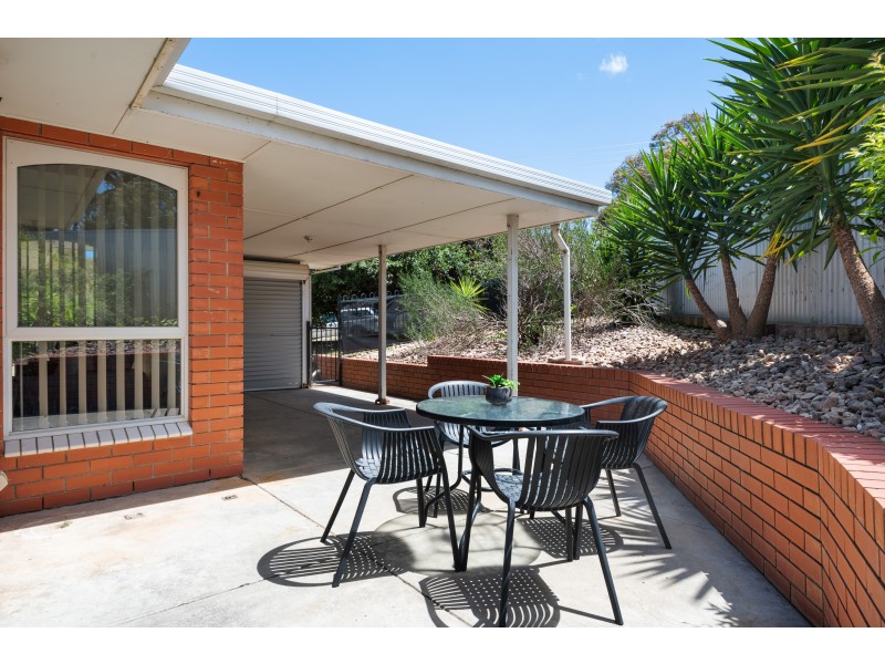 14 Higgins Street, Hackham SA 5163