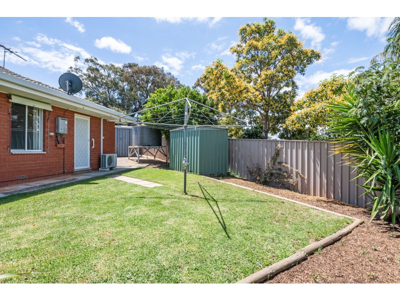 14 Higgins Street, Hackham SA 5163