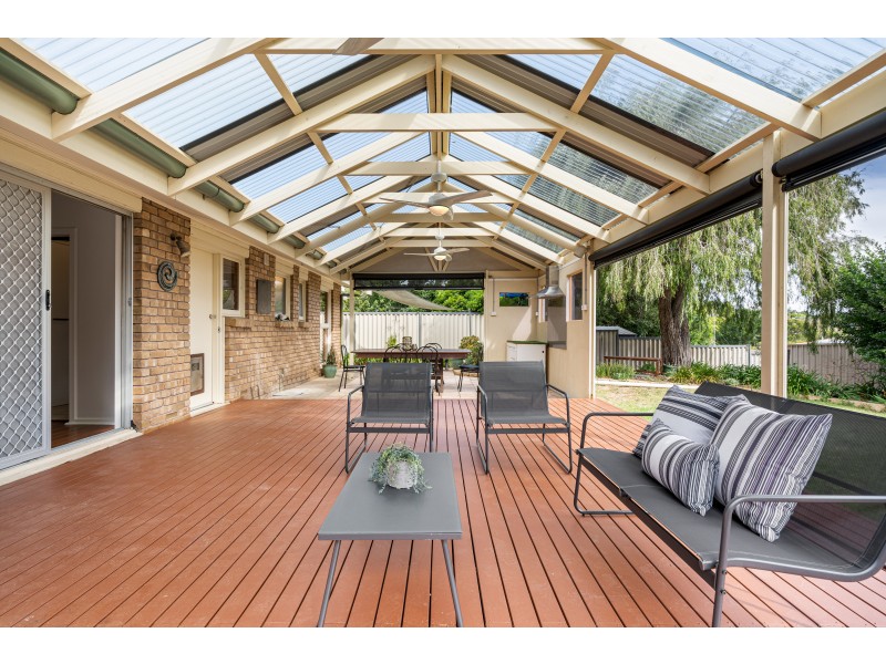 217 The Cove Road, Hallett Cove SA 5158