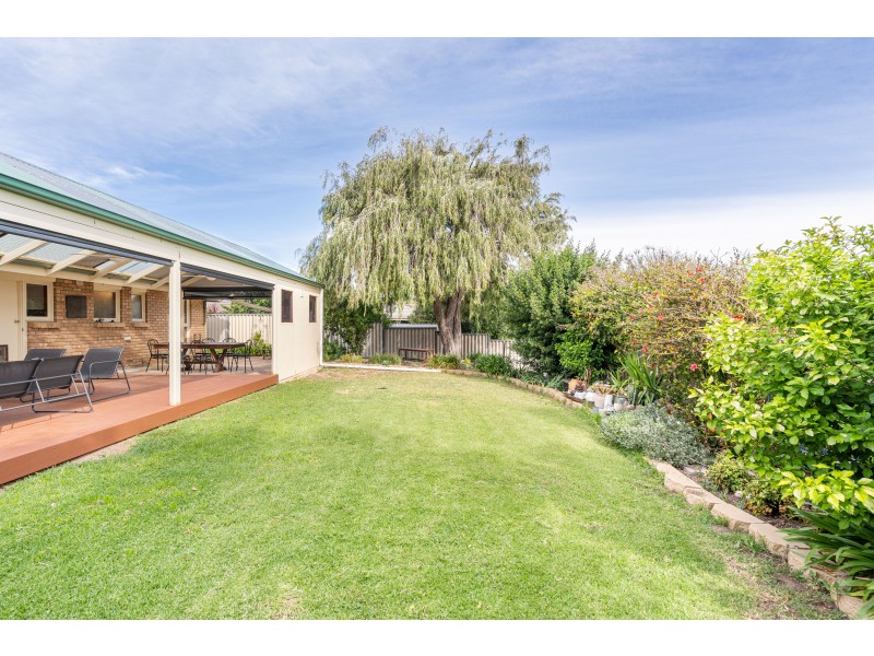 217 The Cove Road, Hallett Cove SA 5158