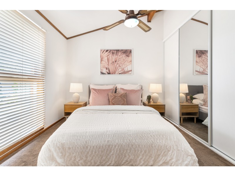 217 The Cove Road, Hallett Cove SA 5158
