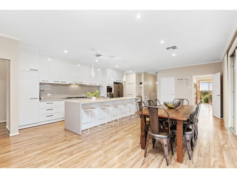 28 Aurora Circuit, Meadows SA 5201