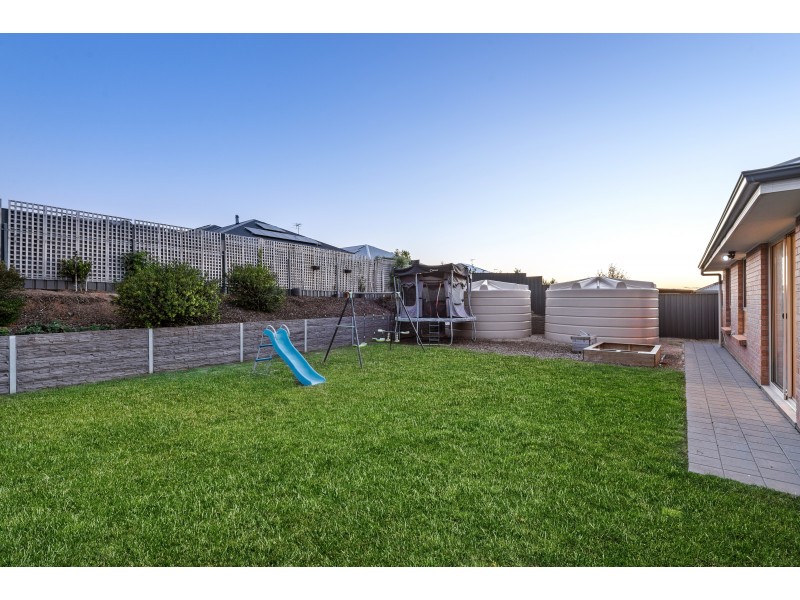 28 Aurora Circuit, Meadows SA 5201
