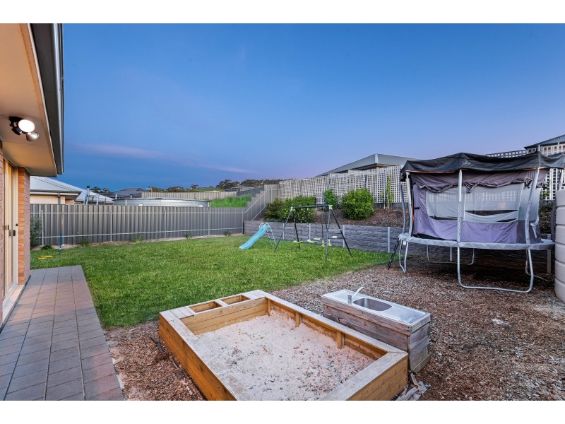 28 Aurora Circuit, Meadows SA 5201