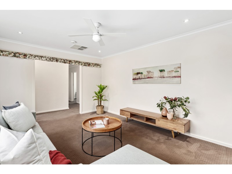 15 Pinchbeck Street, Morphett Vale SA 5162