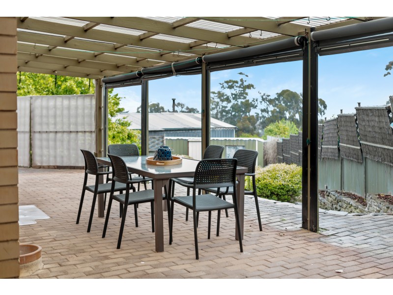 15 Pinchbeck Street, Morphett Vale SA 5162
