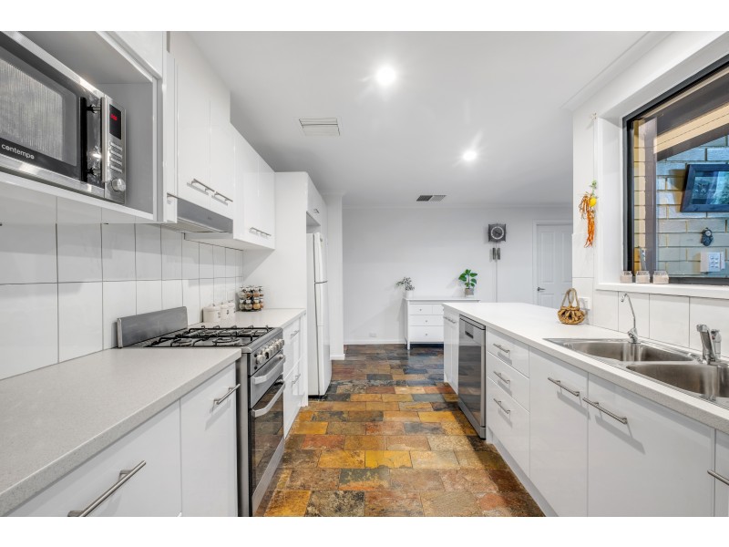 46 Gordon Street, Aldinga Beach SA 5173