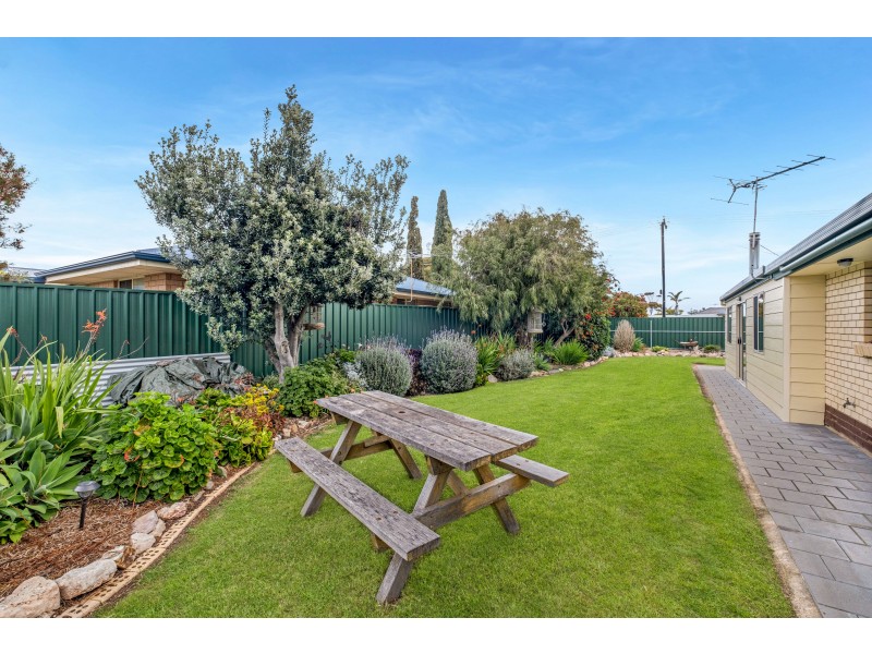46 Gordon Street, Aldinga Beach SA 5173