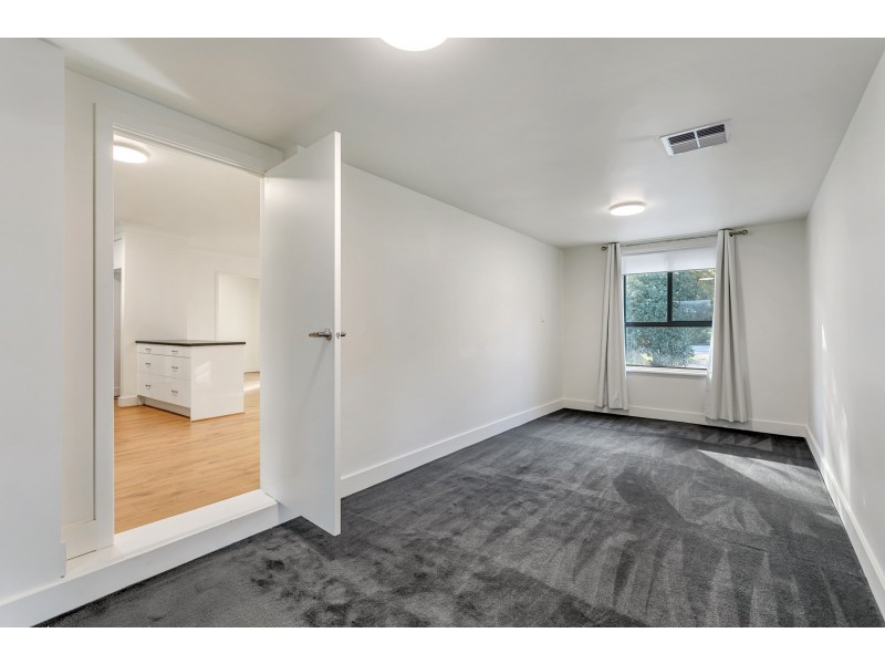 102 Wheatsheaf Road, Morphett Vale SA 5162