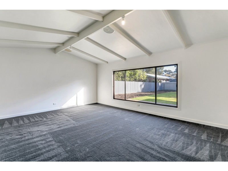 102 Wheatsheaf Road, Morphett Vale SA 5162