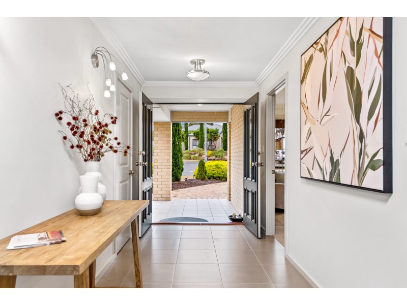 113 Grand Boulevard, Seaford Rise SA 5169